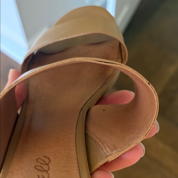 Madewell Women's Tan Double-Strap Slide Mules - Picture 6 of 6